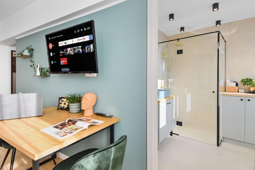 Mysa Modern Studio * Near Cismigiu Park * Netflix Бухарест Екстер'єр фото